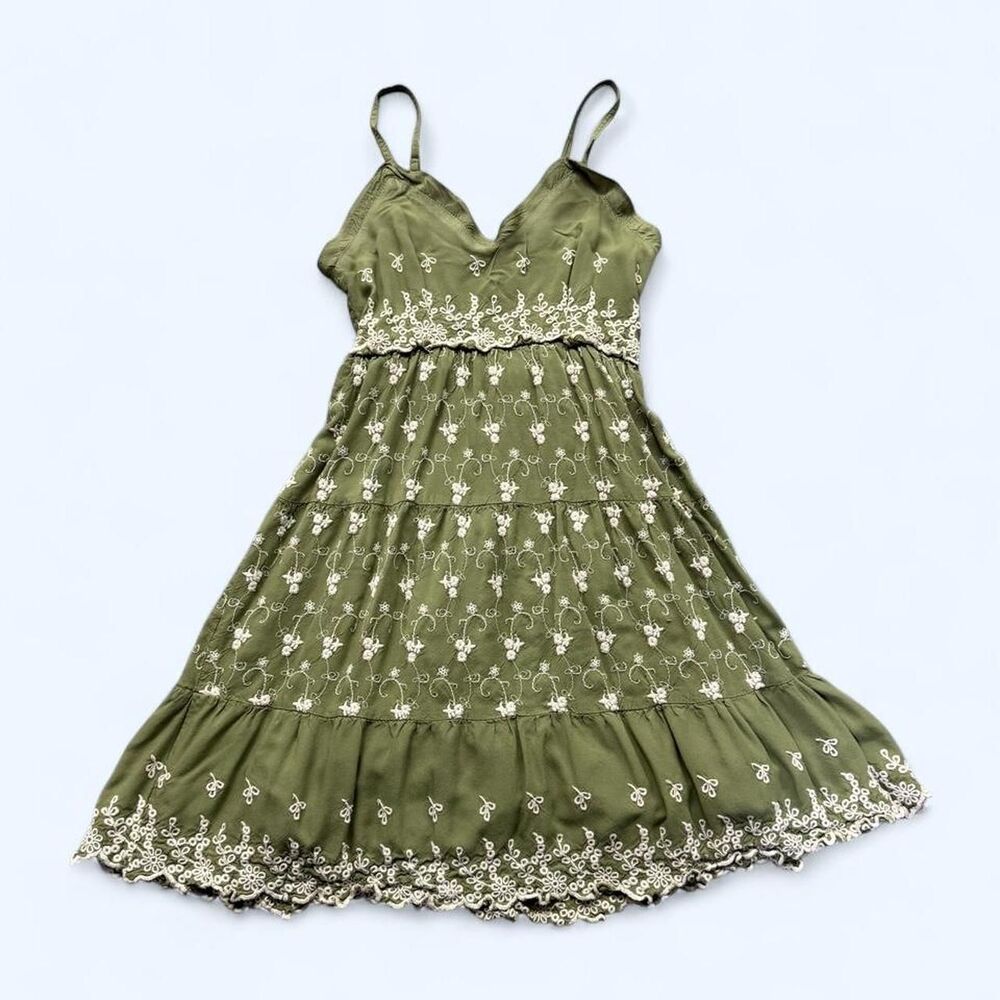 Jessica Simpson Women's Green and White Embroidered Floral Dress